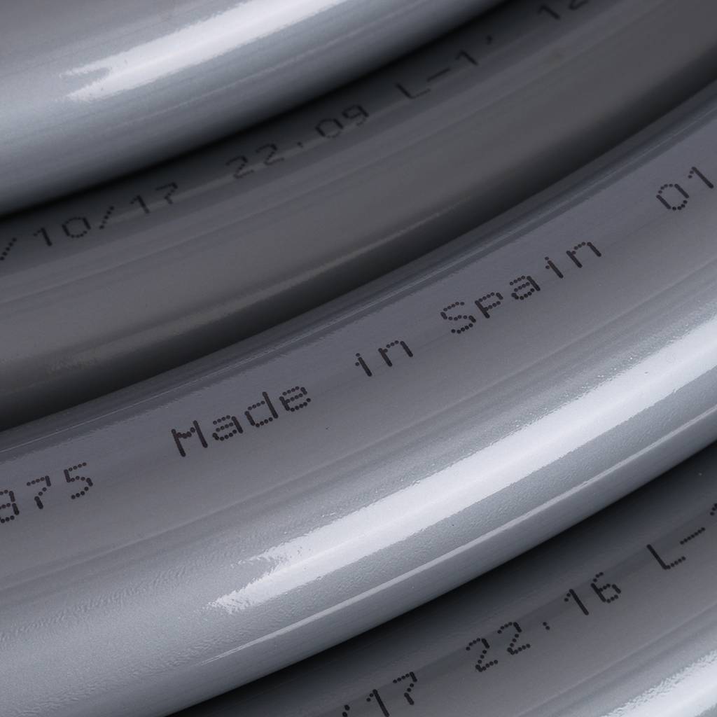 ����� �� ������� ����������� STOUT PEX 32�4,4
