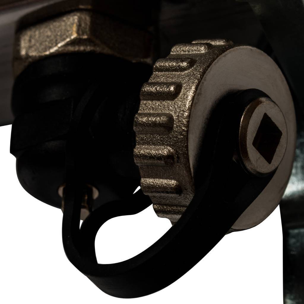 ��������� �� ����������� ����� � �������������, � �������� ���. ������� � ������ STOUT 10 �������