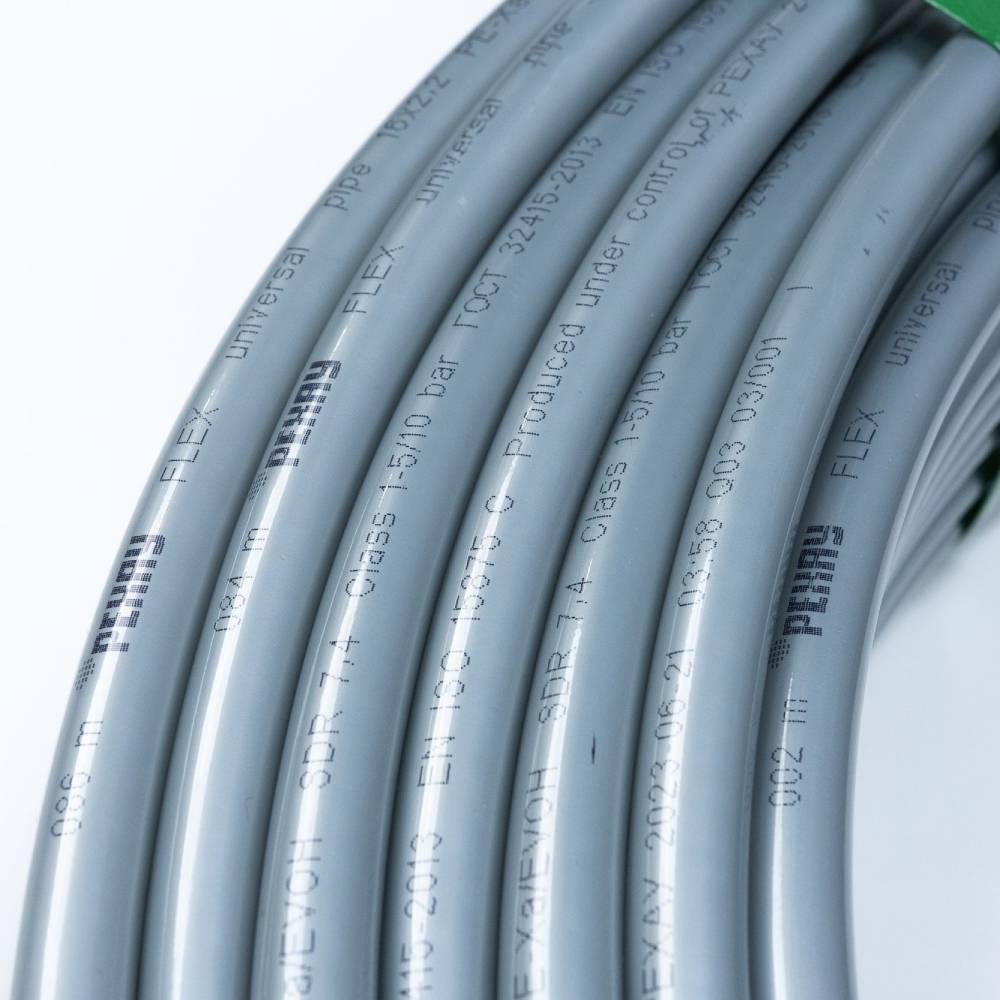 ����� ������������ ����� FLEX 32x4,4 ��, ����� 50 � ����� �� ������� ����������� PEX PEX